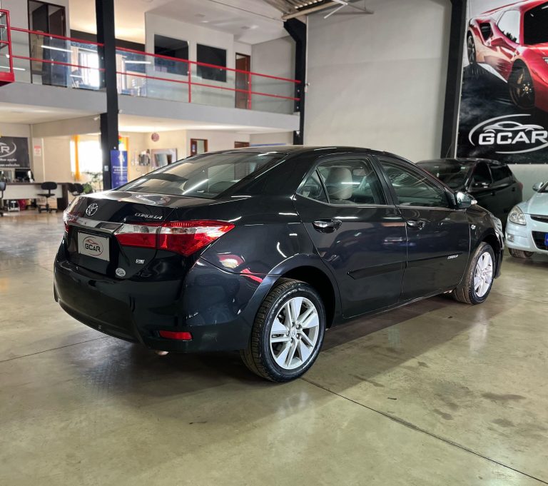corolla preto traseira1