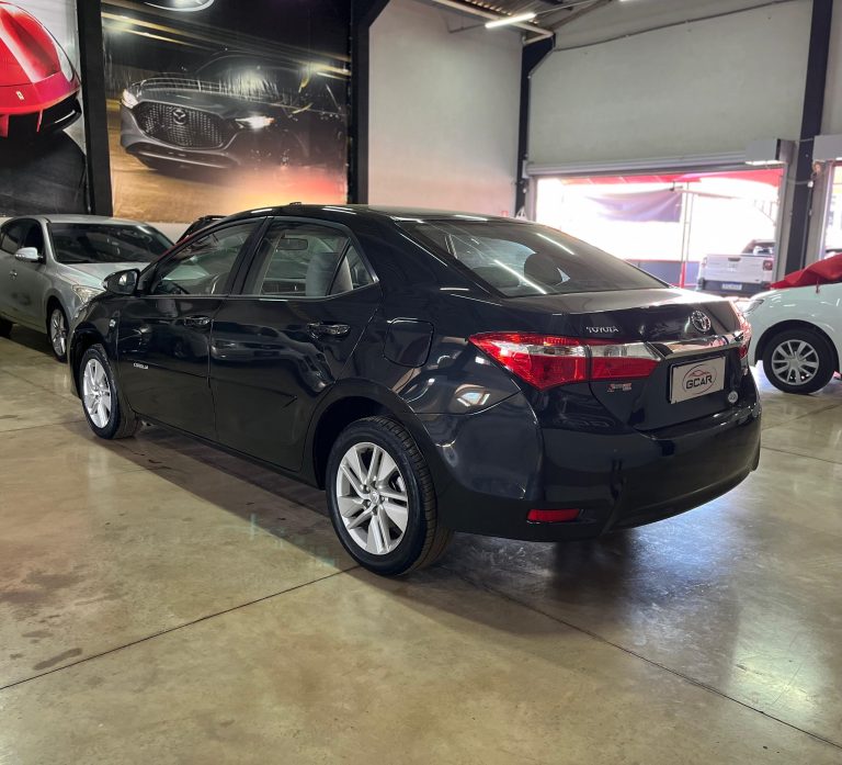 corolla preto traseira2